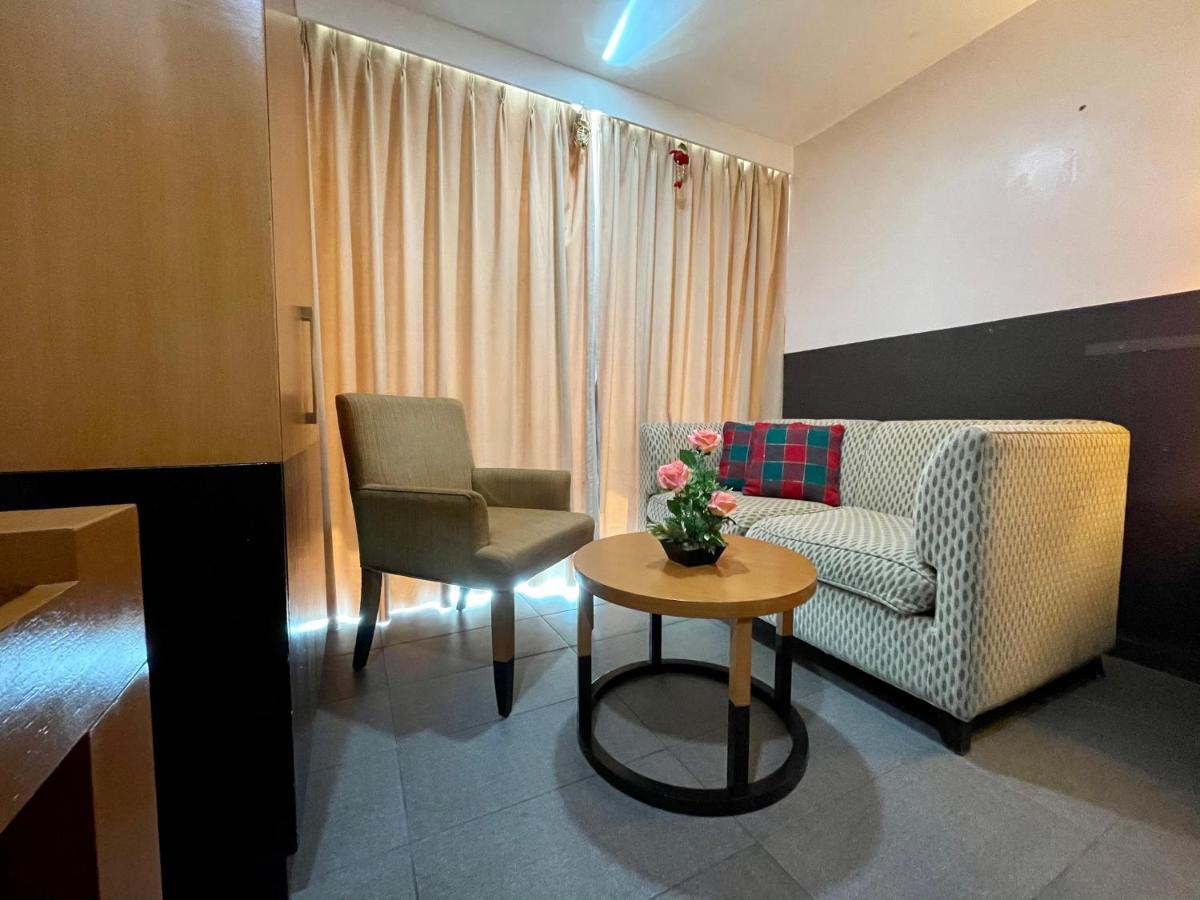 One Tagaytay Place Private Residences Tagaytay City Exterior foto