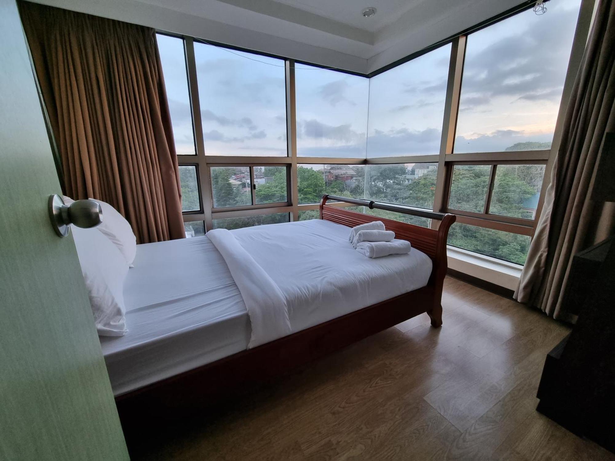One Tagaytay Place Private Residences Tagaytay City Exterior foto